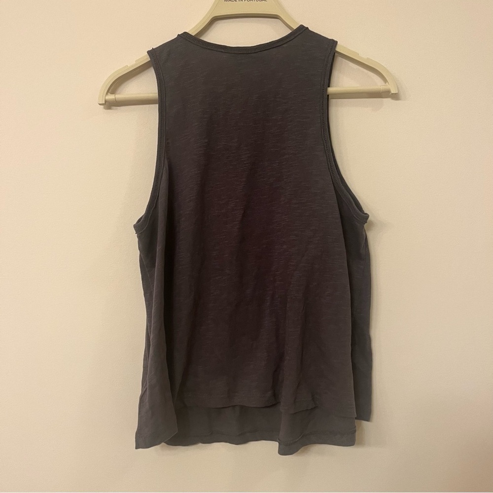 Dark grey Aéropostale embroidered loose tank top women’s medium - Picture 4 of 5